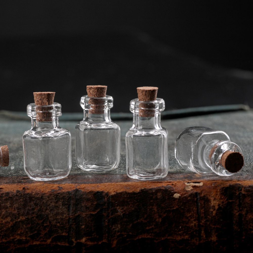 бутылочка с крышкой, прозрачная, 25x14x14 мм