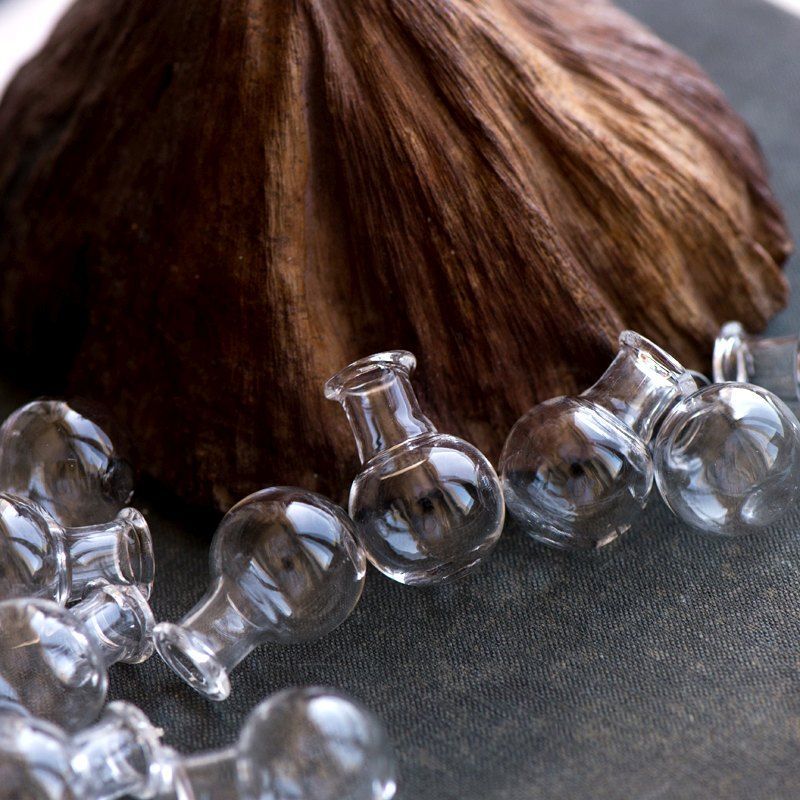 бутылочка круглая, прозрачная, 26x18 мм