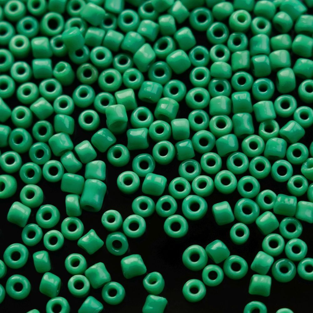 бисер "радуга", цвет зеленый весенний непрозрачный, 12/0 (уп 7 г)