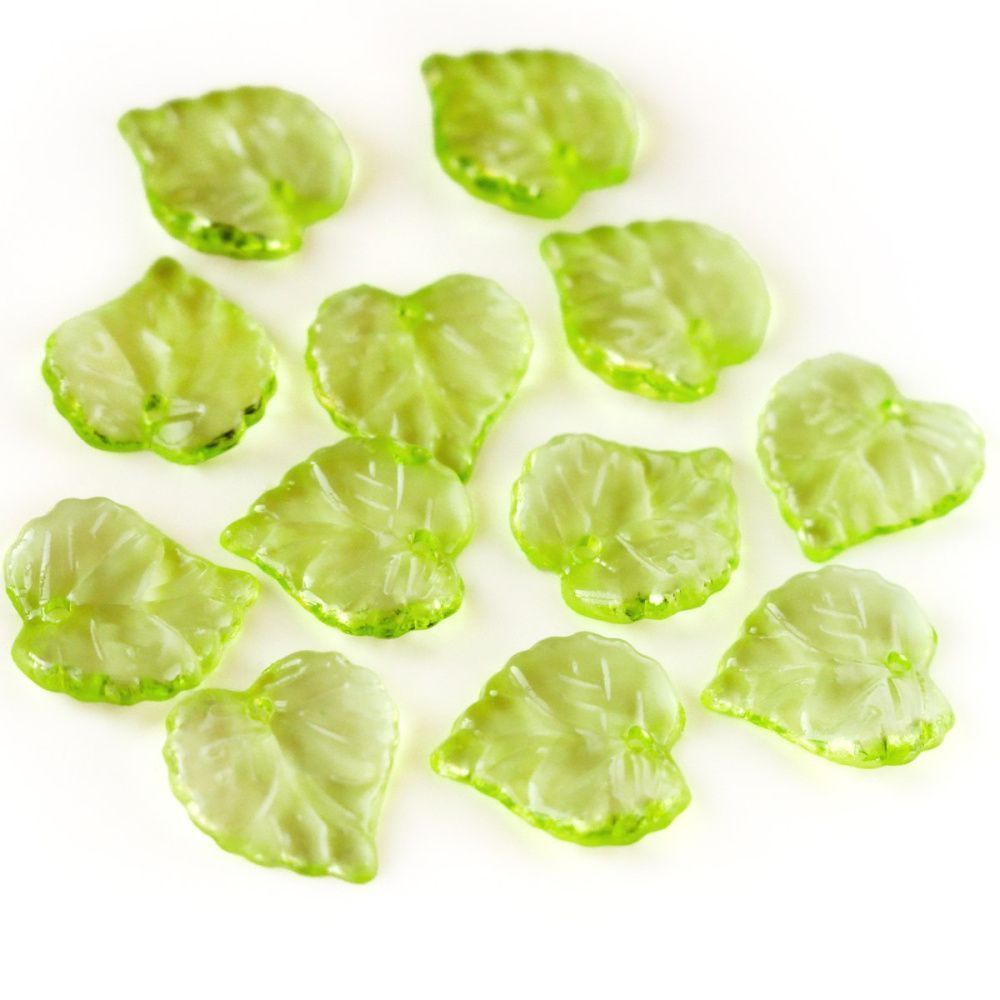 подвеска акриловая "листик", цвет зеленый, 15х15х2 мм