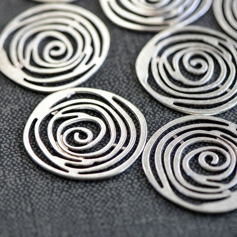 подвеска металлическая "вортекс", цвет античное серебро, 40x38x2 мм