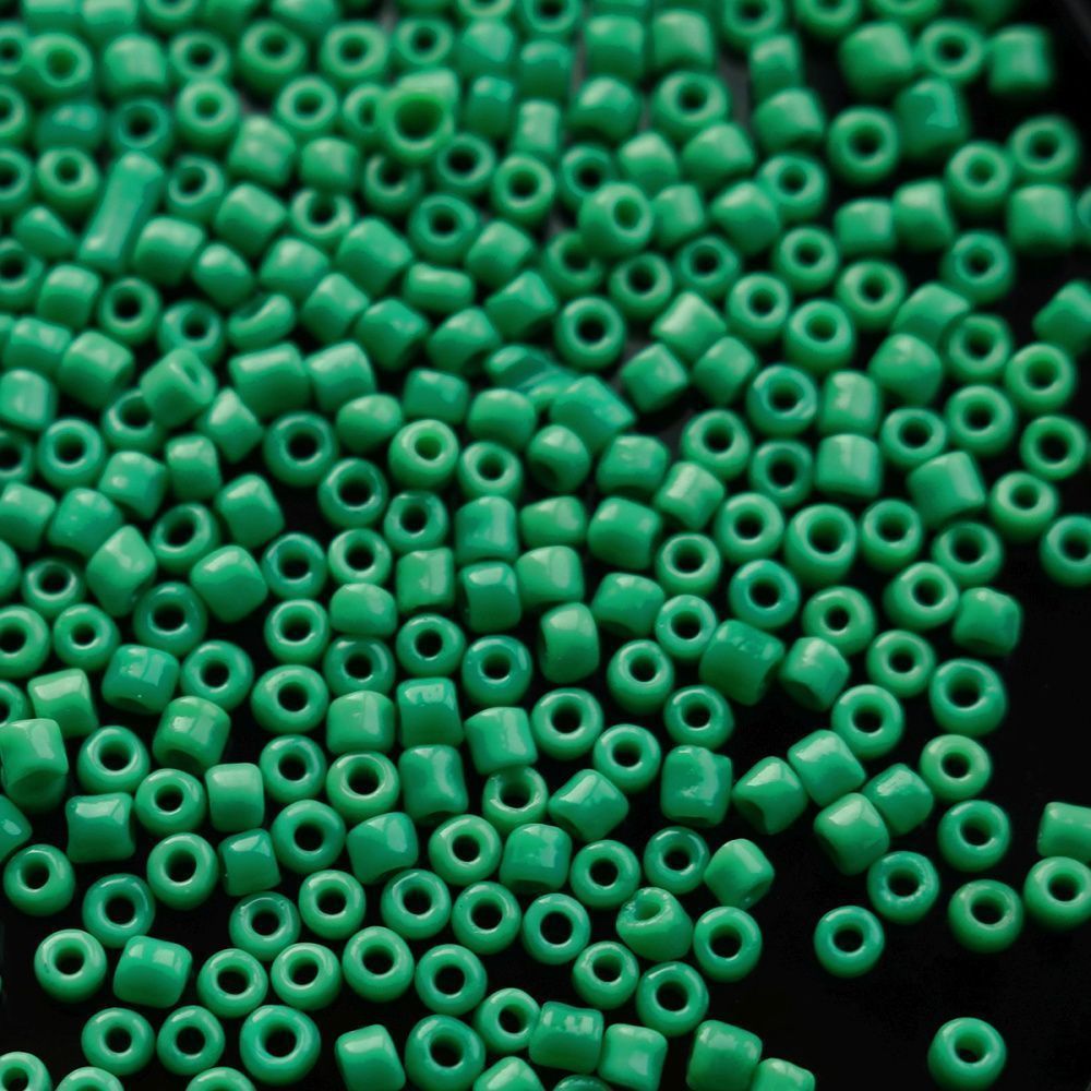 бисер "радуга", цвет зеленый весенний непрозрачный, 12/0 (уп 7 г)