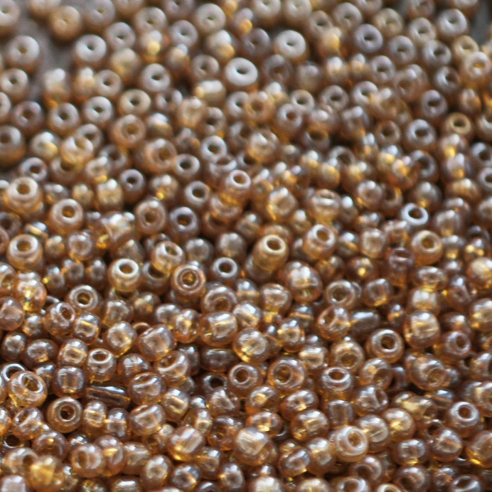 бисер "радуга", цвет коньячный люстровый, 12/0 (уп 7 г)