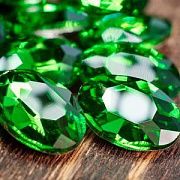Кабошон стекло Кристалл, овальный, цвет светлый Peridot, 18х13 мм