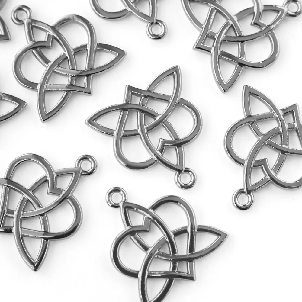 подвеска металл "трикетра харт", цвет платина, 24x21.5x2 мм