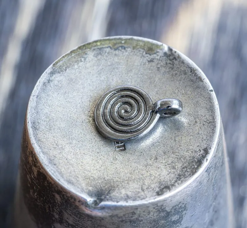 подвеска металлическая "спираль", цвет черный, 8х1.8х1.2 мм