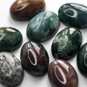 Кабошон агат овальный, цвет бордово-зеленый микс, 14х10х4.5 мм