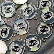 Подвеска металлическая "Кот-космонавт", эмаль, цвет серый/бежевый, 26х21 мм