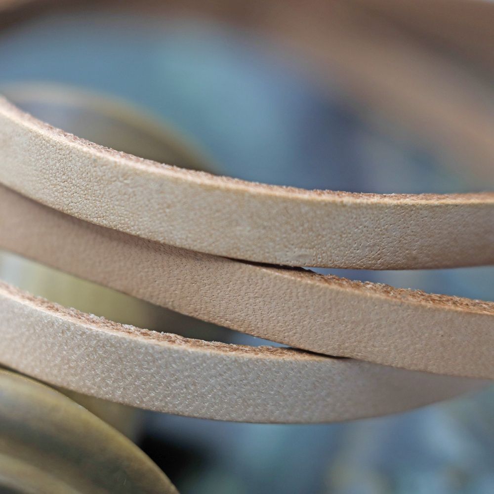 шнур кожаный, плоский, цвет бежевый, 6х2 мм