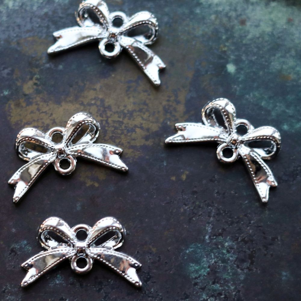 коннектор "бант", цвет платина, 20х12х3.5 мм