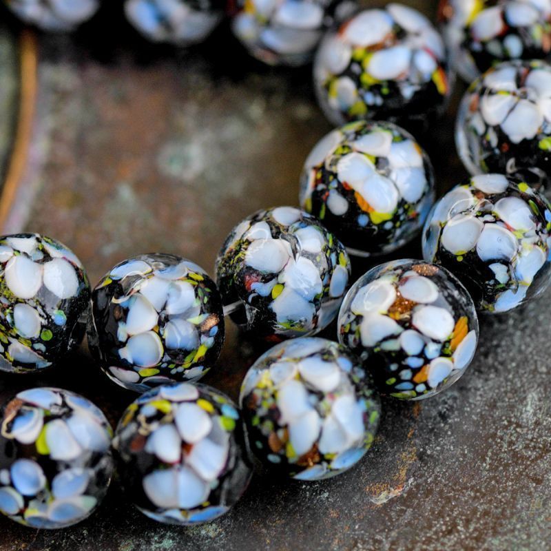 бусина, лэмпворк "эустома", черный/голубой, 12 мм