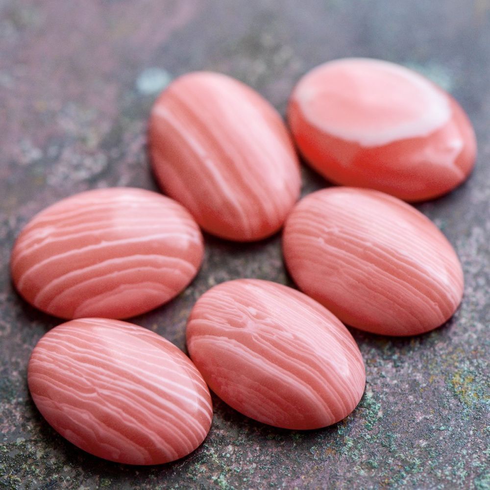 кабошон агат овальный, полосатый лососевый, 14х10х4.5 мм