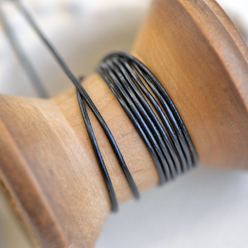 шнур кожаный, цвет черный, диаметр 1 мм