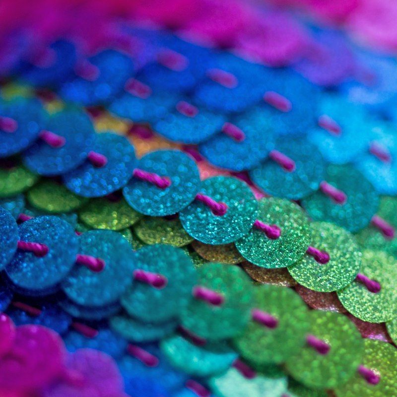 пайетки на нити, цвет пудровый глиттер радужный, диаметр 6 мм