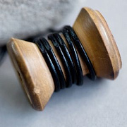 Шнур кожаный, цвет черный, диаметр 2.5 мм