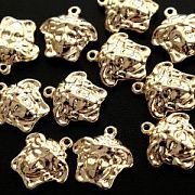 Подвеска металл "Медуза Горгона", позолота, 16x15.5x4.5 мм