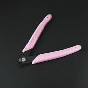 Инструмент, кусачки с острыми носами, розовые ручки, 128x43x1 мм