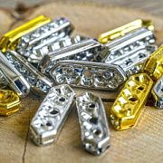 Разделитель со стразами тройной, цветовой микс, 16x5x3 мм