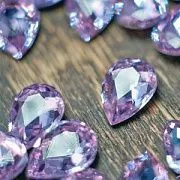 Кабошон стекло Кристалл, каплевидный, цвет Tanzanite, 18х13 мм