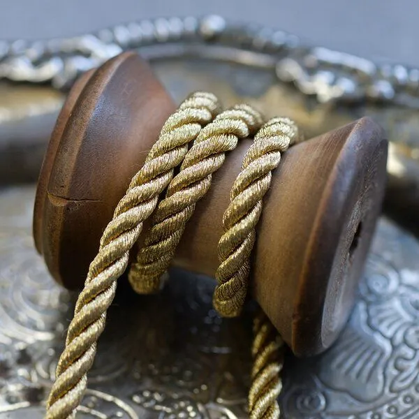 шнур витой из нейлона, цвет золото бледное, 5 мм