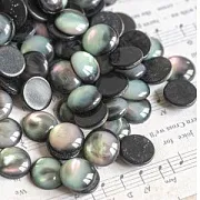 Кабошон из смолы, имитация ракушки, круглый, цвет черно-зеленый, 10х5 мм