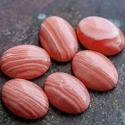 Кабошон агат овальный, полосатый лососевый, 14х10х4.5 мм