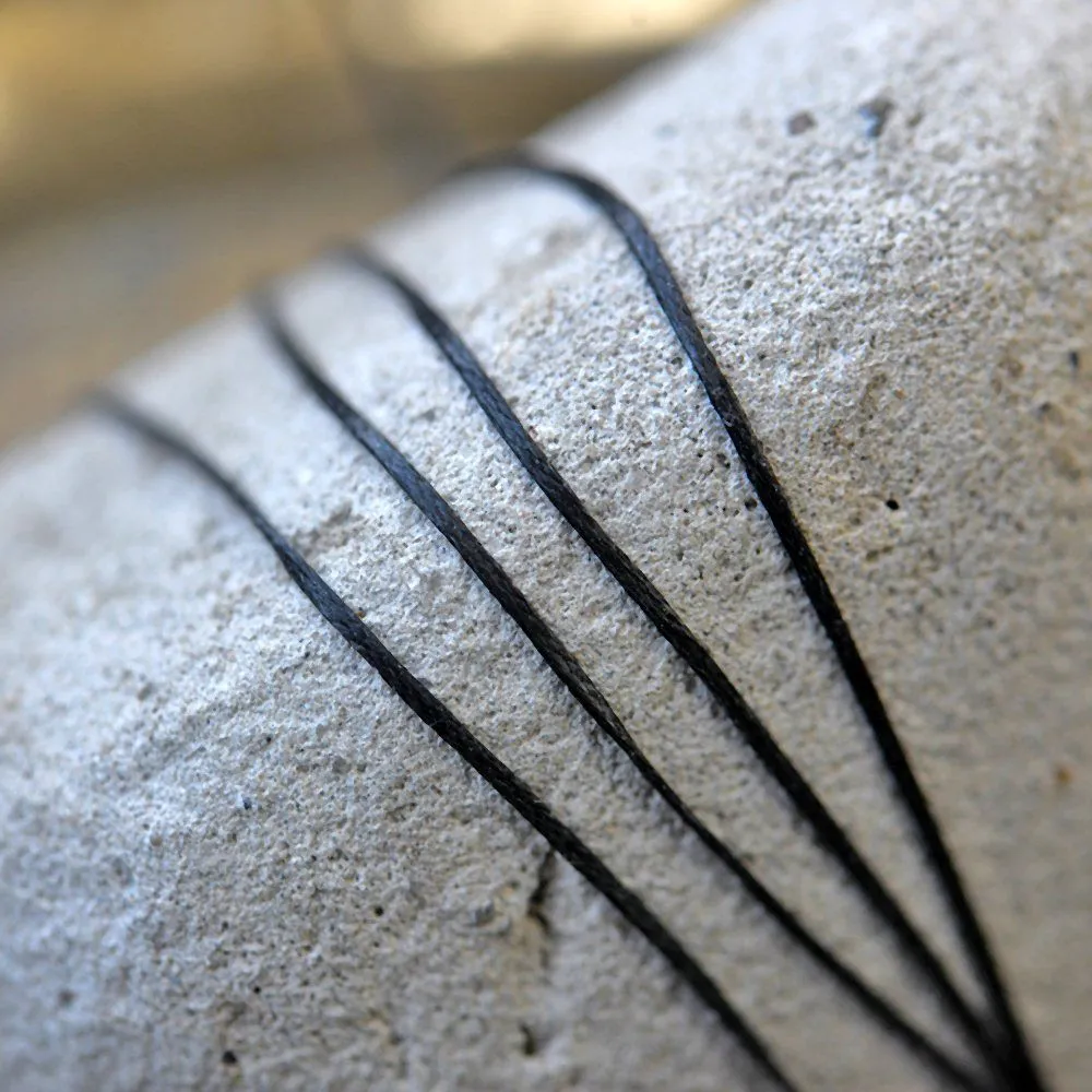 шнур вощеный, цвет черный, 1х0.4 мм