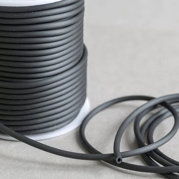 шнур резиновый, с отверстием, цвет черный, диаметр 3 мм